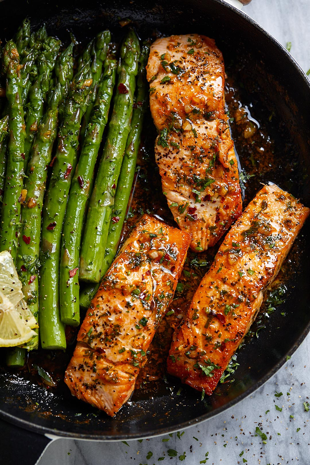 Salmon Asparagus Recipe
 Garlic Butter Salmon Recipe with Lemon Asparagus – Healthy