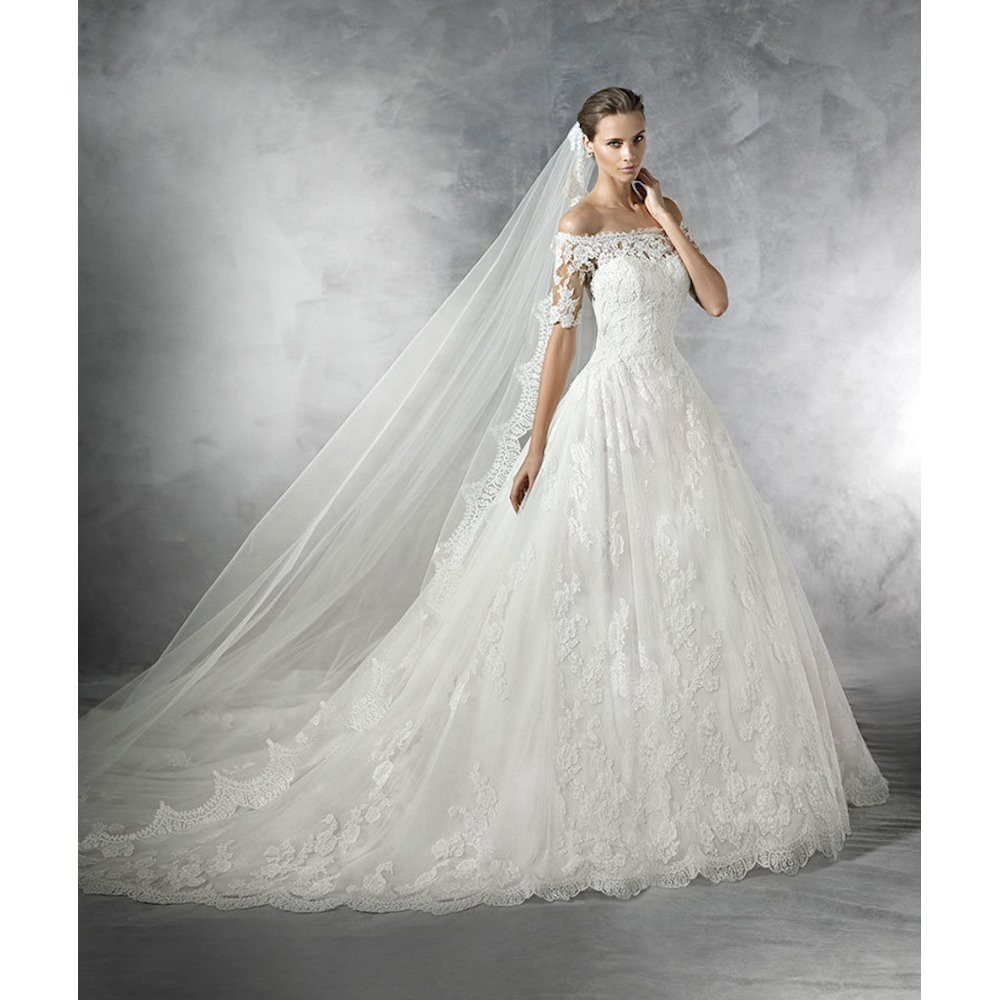 Sample Wedding Gowns
 Pronovias 2016 Pleasant Wedding Dress Sample