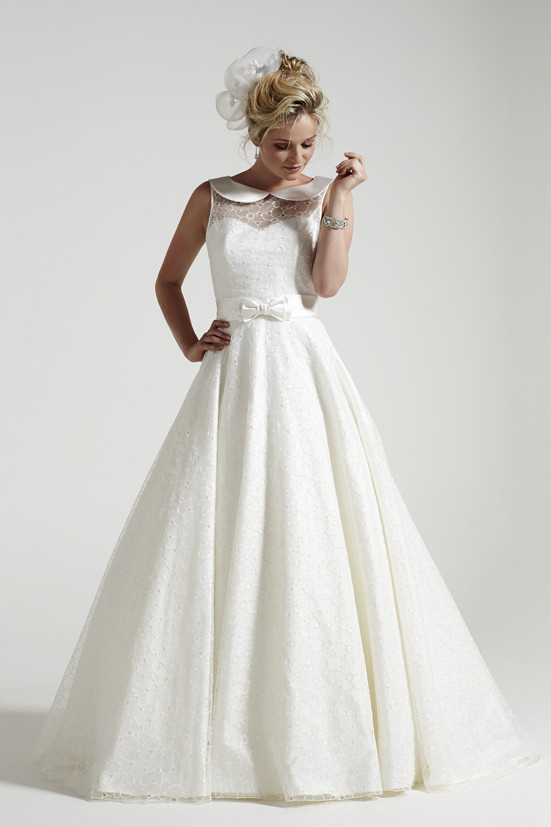 Sample Wedding Gowns
 Designer Wedding dress sample sale