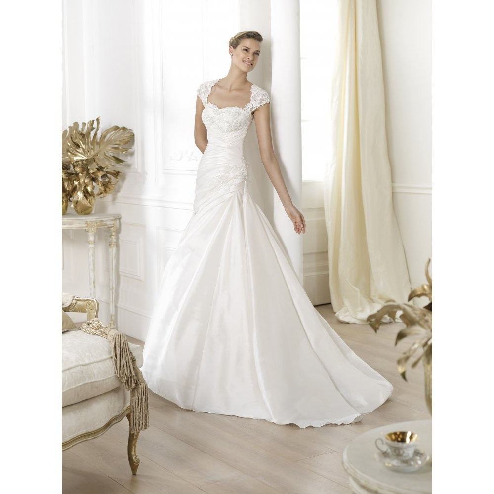 Sample Wedding Gowns
 Lessen sample sale wedding gown 2014 Collection