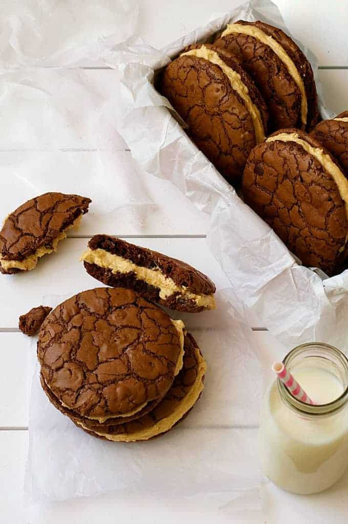 Sandwich Cookies Recipes
 Brownie Cookie Sandwich with Peanut Butter Frosting