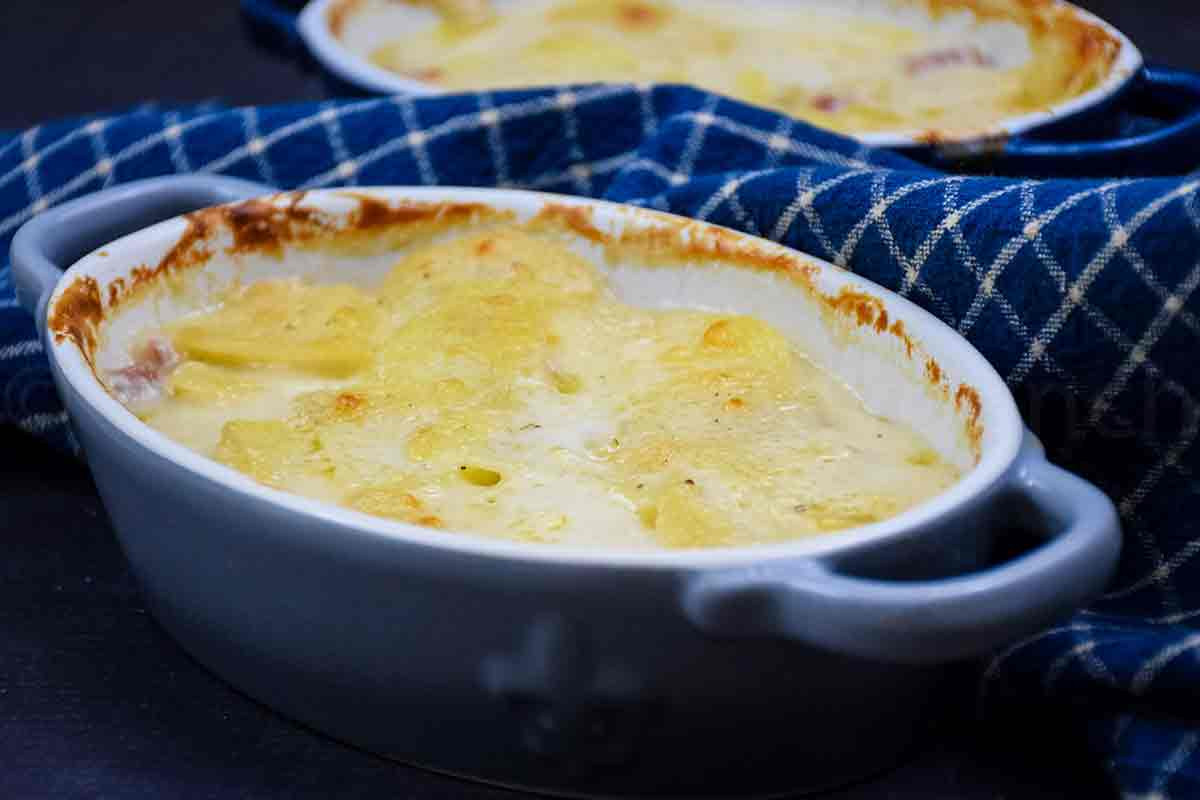 Scalloped Potatoes For Two
 Scalloped Potatoes for Two with leftover ham Grumpy s