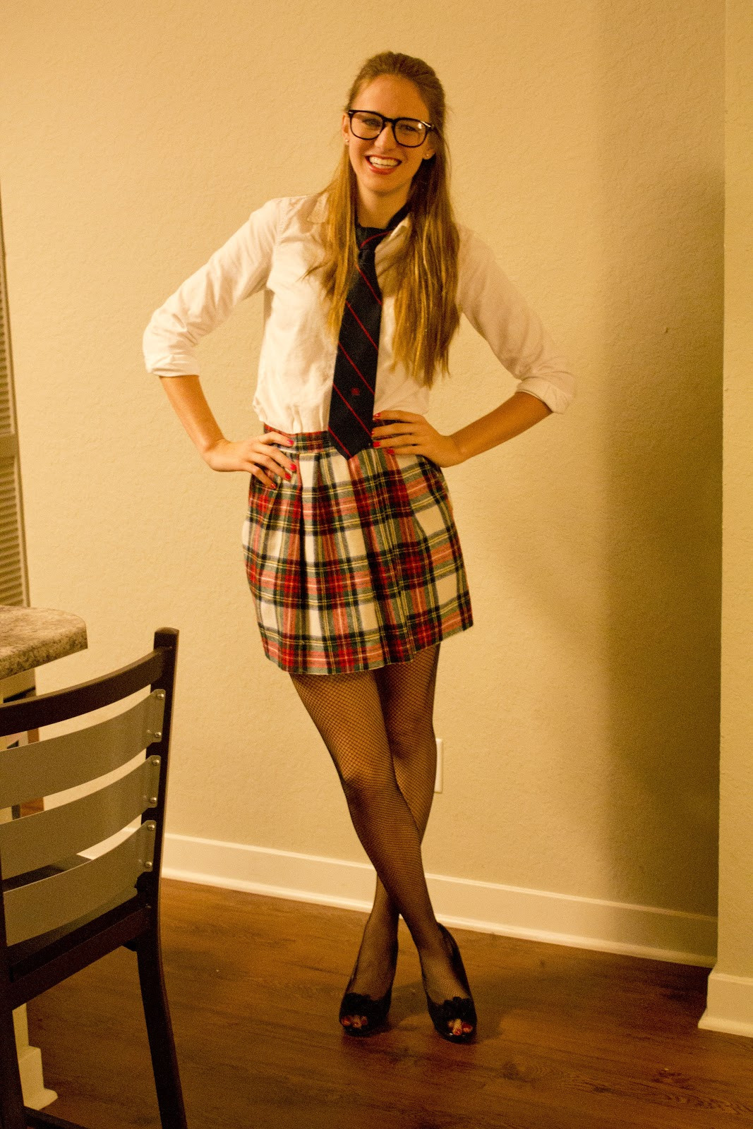 School Girl Costume DIY
 Julia Ray graphy DIY costume school girl