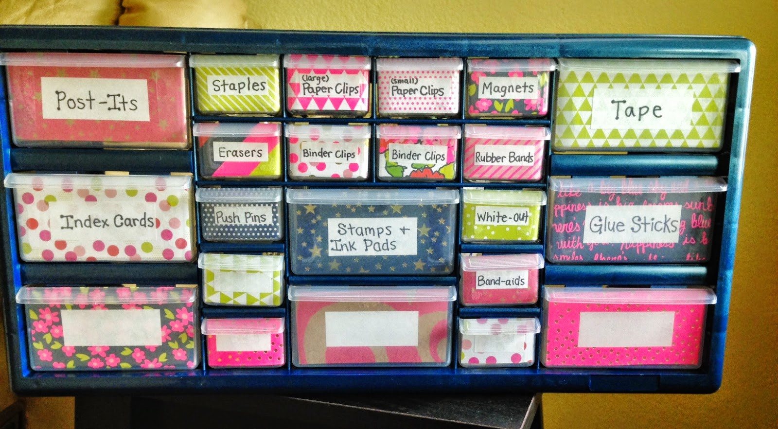 School Organization DIY
 "FOR THE LOVE OF STUDENTS" Join me in my teaching journey