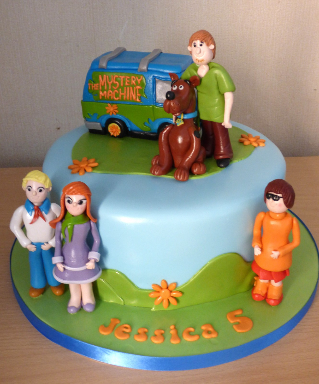 Scooby Doo Birthday Cake
 Scooby Doo and Friends Birthday Cake Susie s Cakes