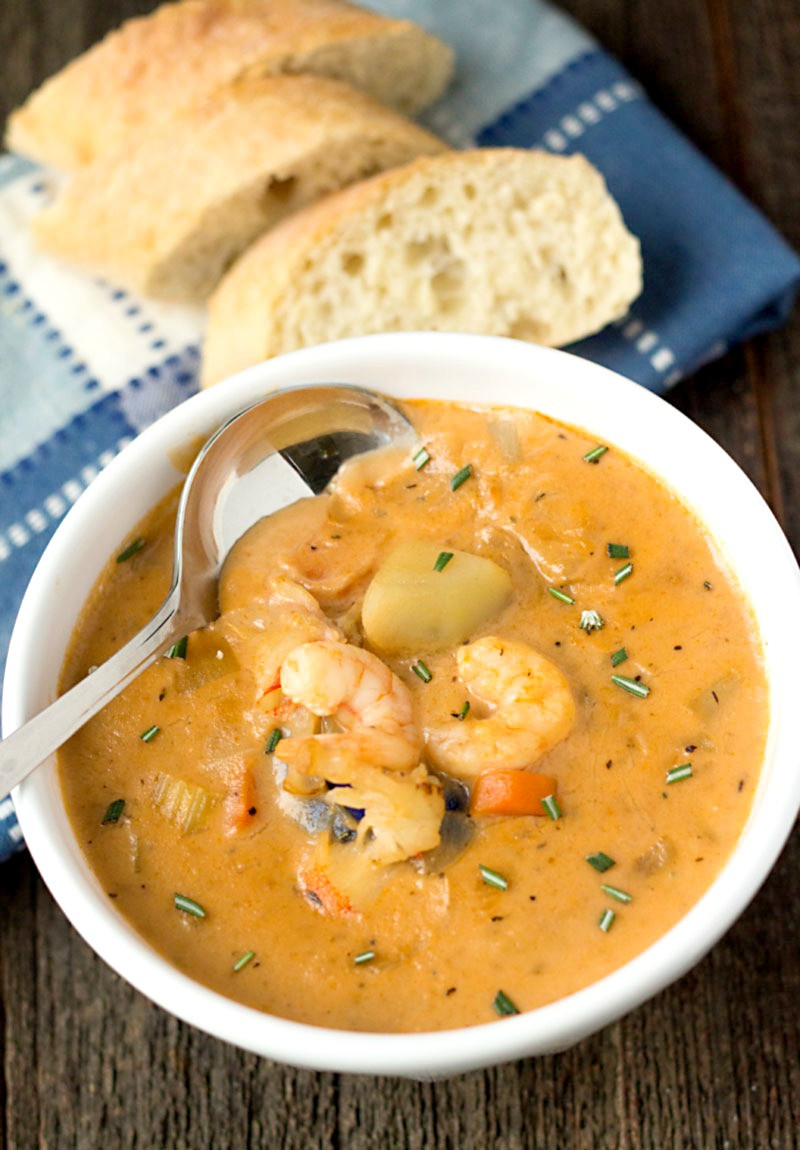 Seafood Bisque Soup Recipes
 Creamy Seafood Chowder w Homemade Seafood Stock ⋆ Its Yummi