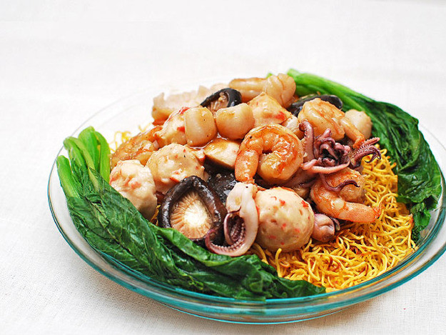 Seafood Pan Fried Noodles
 Chinese Noodles 101 Crispy Pan Fried Noodle Cakes With