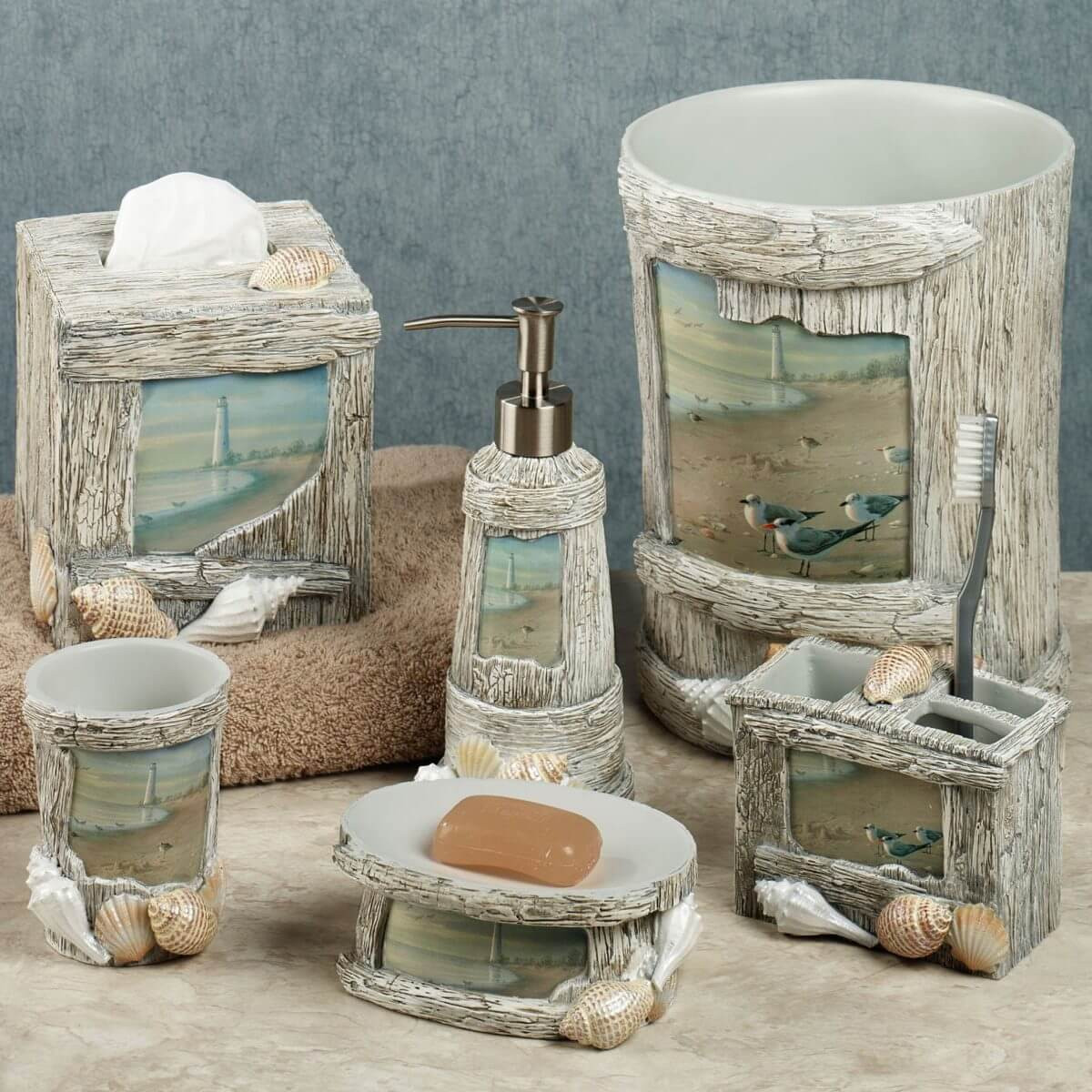 Seashell Bathroom Decor
 Seashell Bathroom Decor To Bring the Beach Home Interior