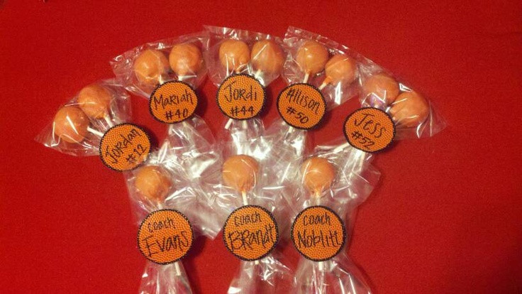 Senior Night Gift Ideas Basketball
 Ideas for Senior Night for your basketball team cakepop