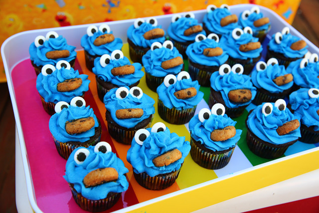 Sesame Street Birthday Party Ideas 2 Year Old
 A Perfect Sesame Street Birthday Party for a Two Year Old