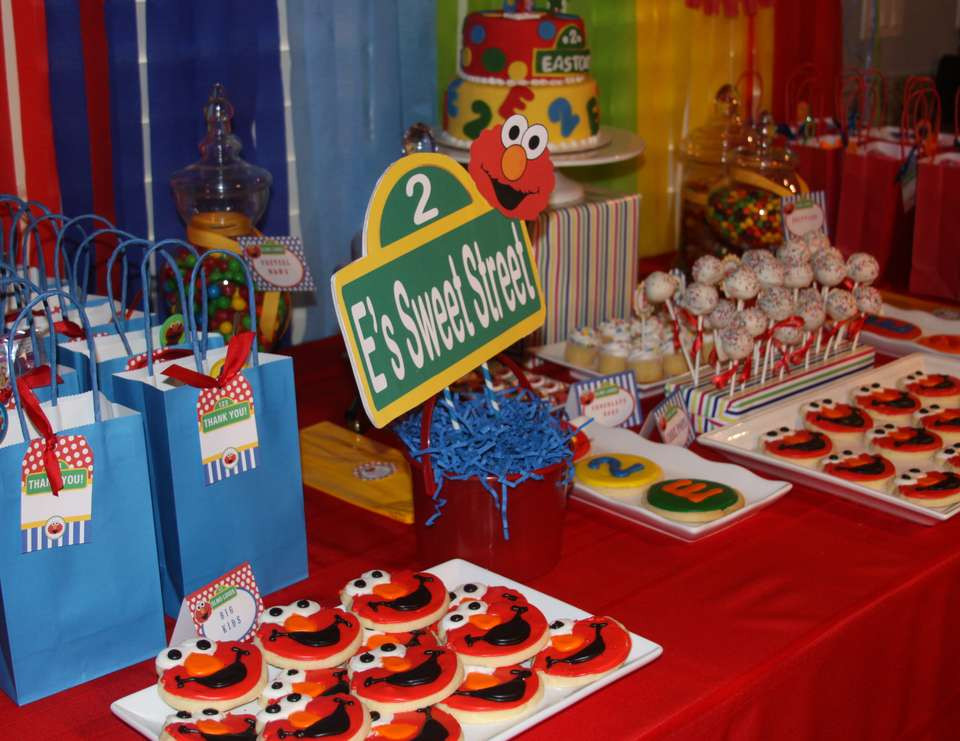 Sesame Street Birthday Party Ideas 2 Year Old
 Sesame Street Elmo Birthday "Easton s 2nd Elmo Birthday