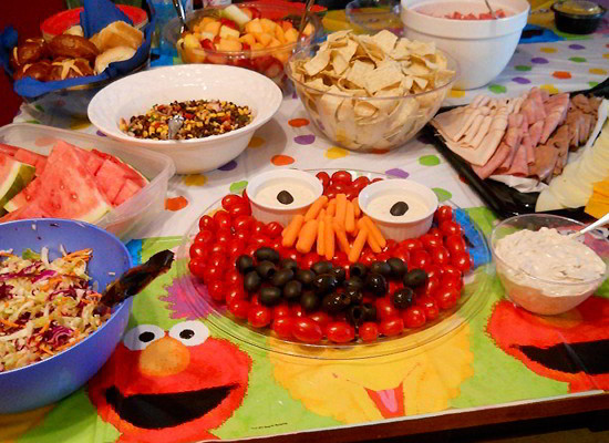 Sesame Street Party Food Ideas
 Elmo Ve able Tray Two Sisters