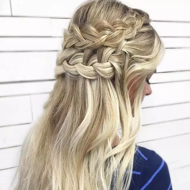 Sexy Prom Hairstyles
 y and Eassy Half Up Half Down Prom Hairstyles Fashion 2D