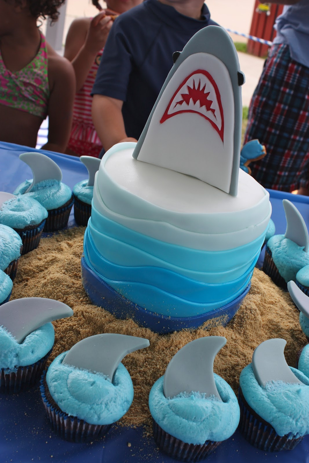 Shark Birthday Cakes
 alton boys The Shark Cake