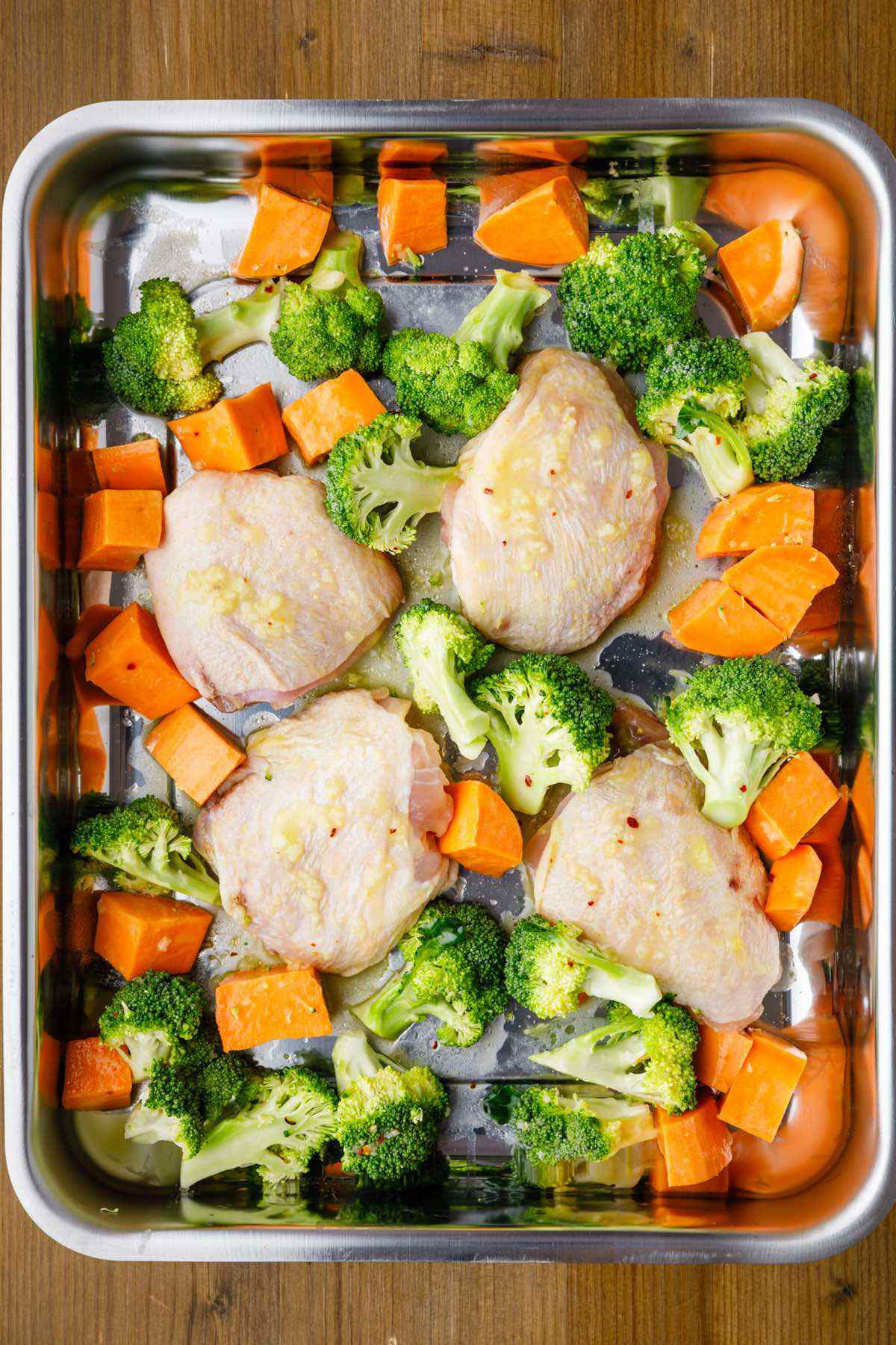 Sheet Pan Chicken Thighs And Broccoli
 Sheet Pan Chicken Thighs with Sweet Potato and Broccoli
