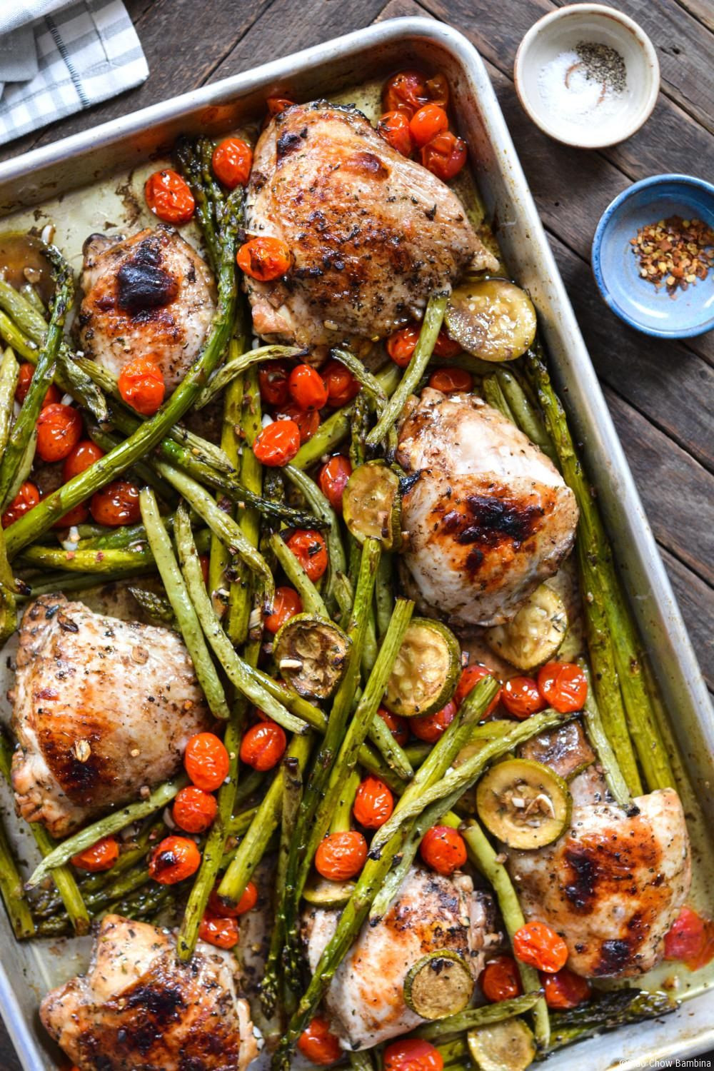 Sheet Pan Chicken Thighs And Vegetables
 Sheet Pan Chicken Thighs with Summer Ve ables