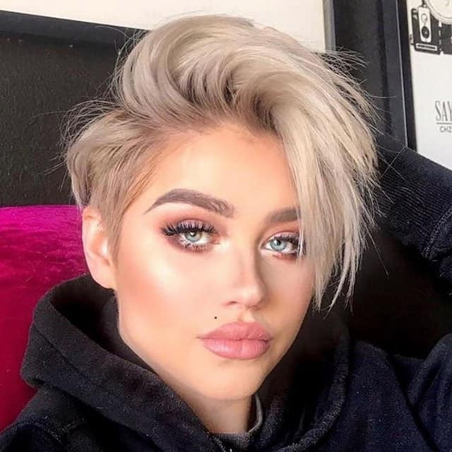 Short Women'S Haircuts 2020
 Top 15 most Beautiful and Unique womens short hairstyles