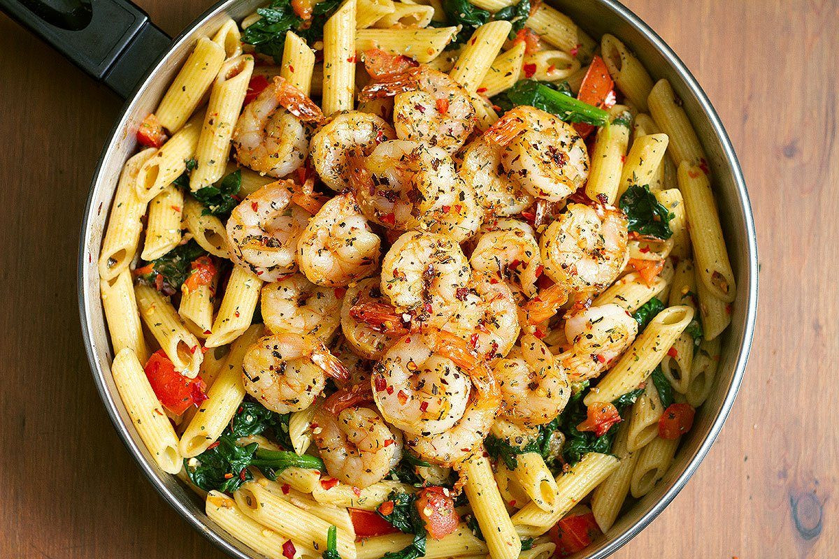 Shrimp And Noodles Recipe
 Shrimp Pasta Recipe with Tomato and Spinach — Eatwell101