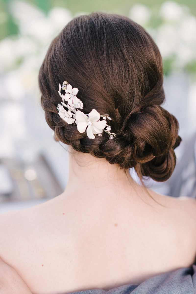 Side Do Hairstyles For Weddings
 20 Elegant Wedding Hairstyles with Exquisite Headpieces