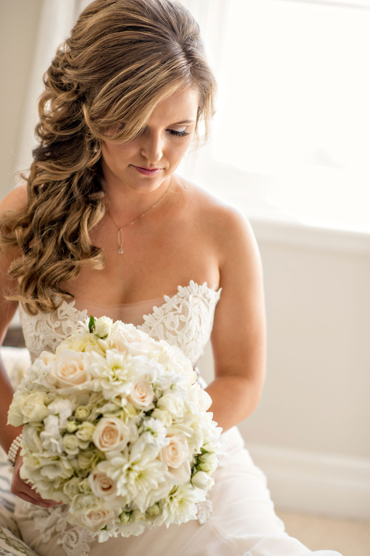 Side Wedding Hairstyles Long Hair
 Wedding Hair Pretty Hairstyles for Brides with Long Hair