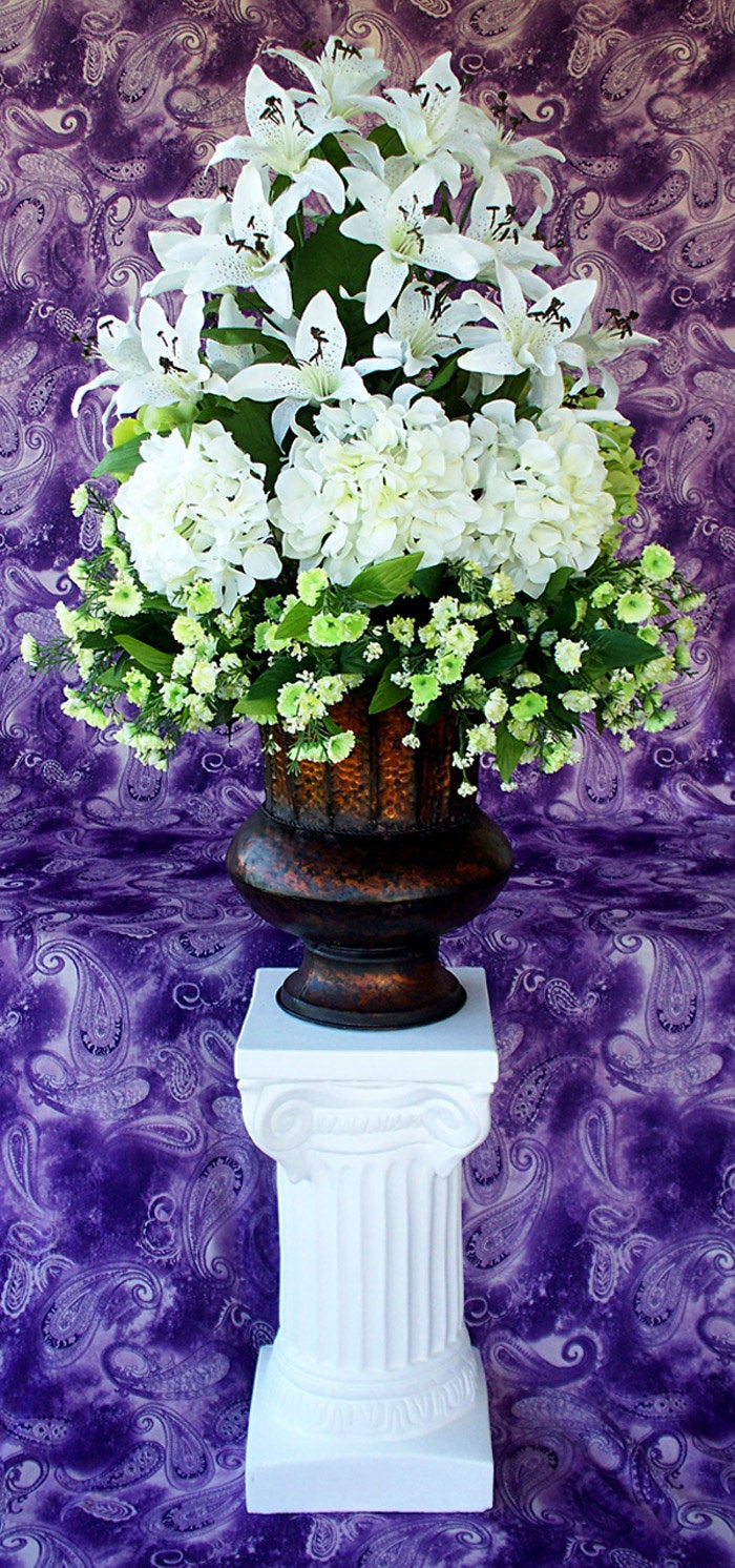 Silk Flower Wedding Centerpieces
 Wedding centerpieces White silk flowers Altar decorations