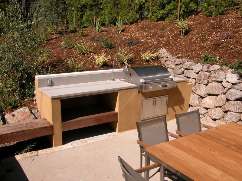 Simple Outdoor Kitchen
 How to Build Outdoor Kitchen with Simple Designs