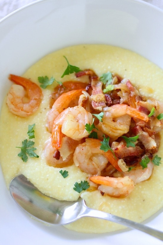 Simple Shrimp And Grits
 My Shrimp and Grits super easy 