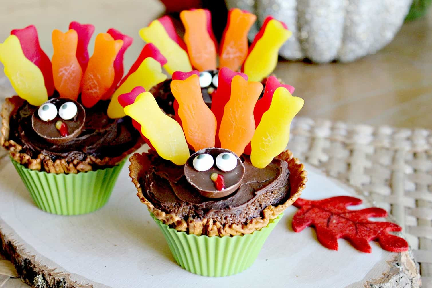 Simple Thanksgiving Crafts For Kids
 Festive Fun 12 Easy Thanksgiving Crafts for Kids