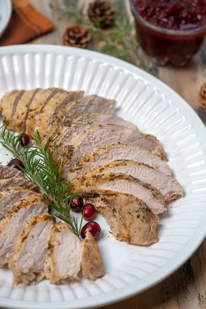 Slow Cooker Turkey Breast With Gravy
 Slow Cooker Turkey Breast with Gravy Pixombee