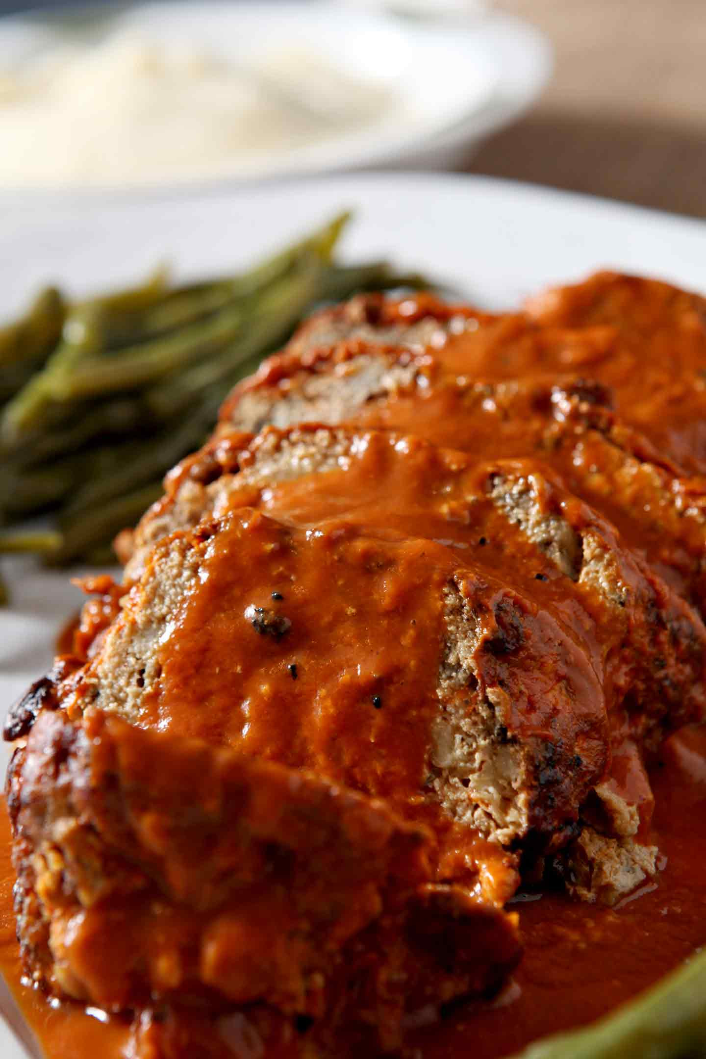 Slow Cooker Turkey Meatloaf
 Slow Cooker Turkey Meatloaf