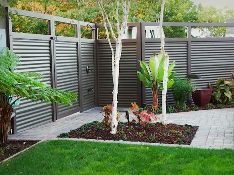 Small Backyard Fence
 Fence Ideas for Small Yard AyanaHouse