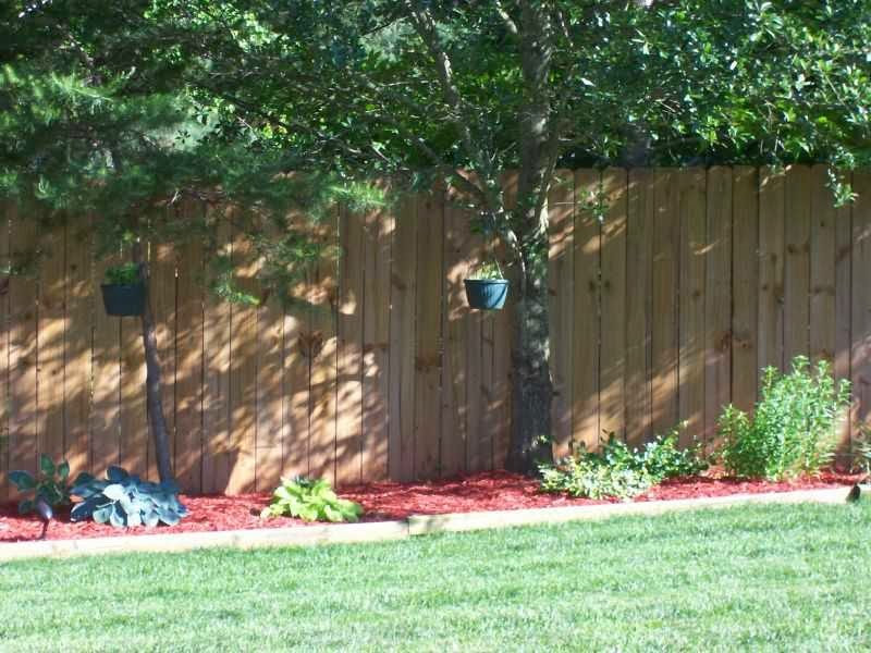 Small Backyard Fence
 Fence Ideas for Small Yard AyanaHouse