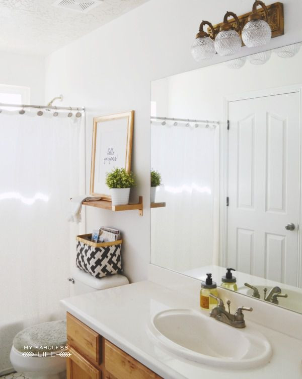 Small Bathroom Shelf Ideas
 17 Small Bathroom Shelf Ideas