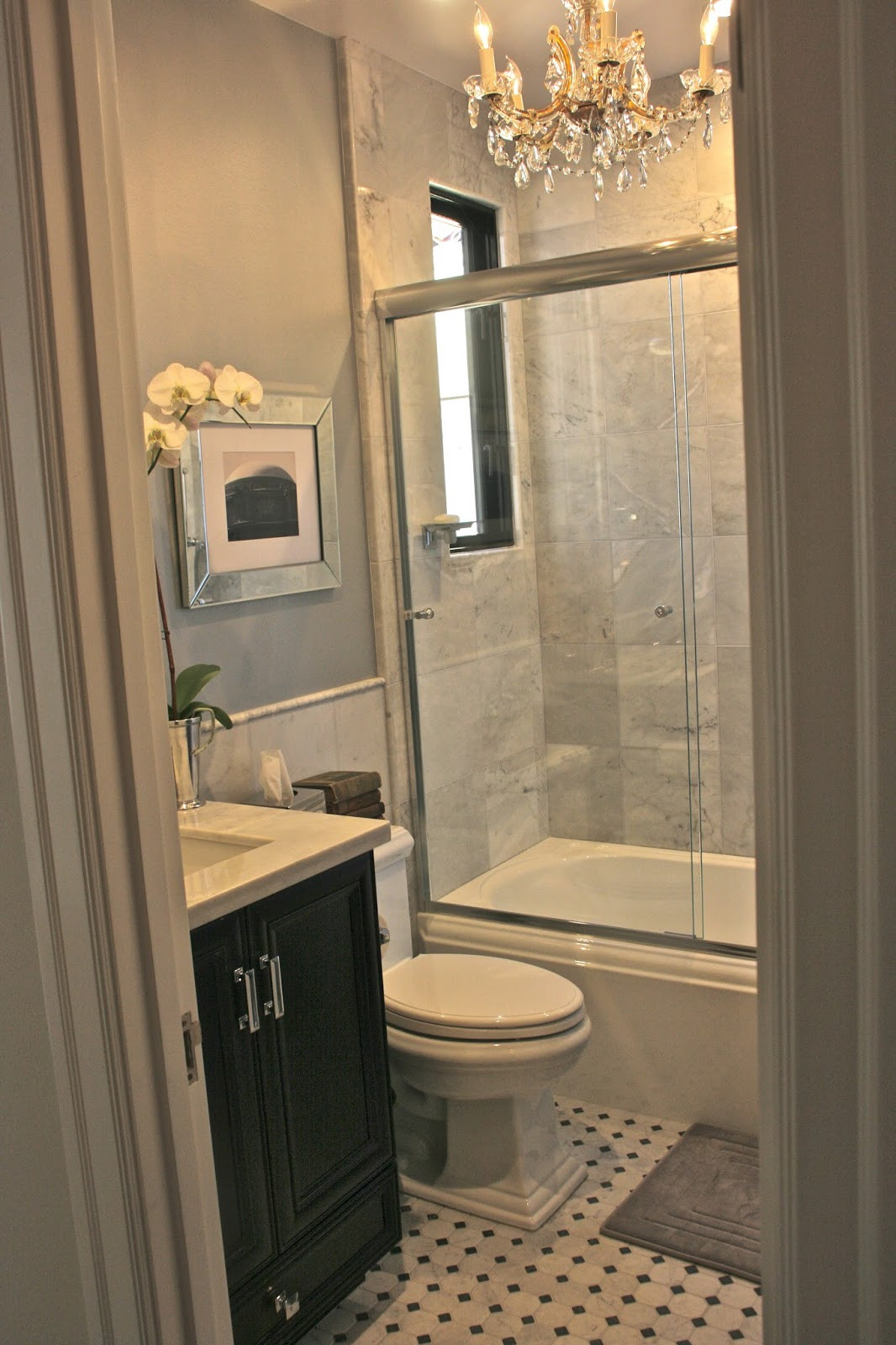 Small Bathroom Window Ideas
 vignette design A Night At The Boxwood House