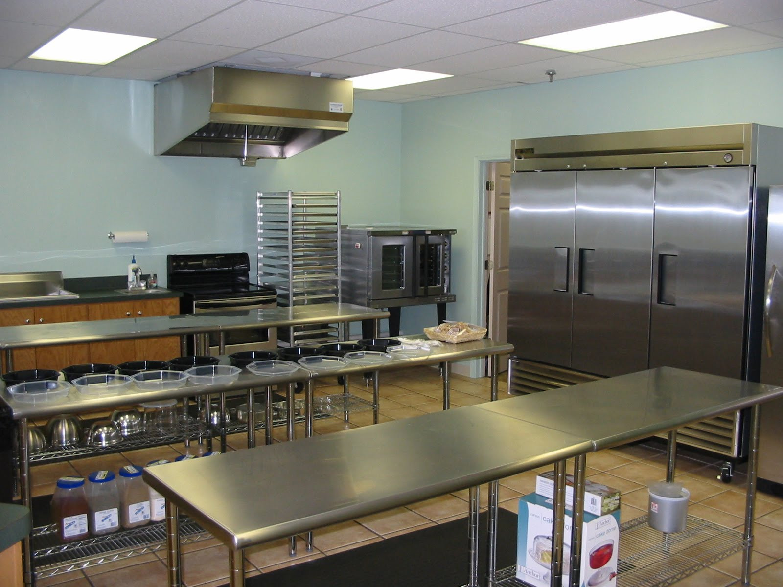 Small Commercial Kitchen
 Small mercial Kitchen Layout