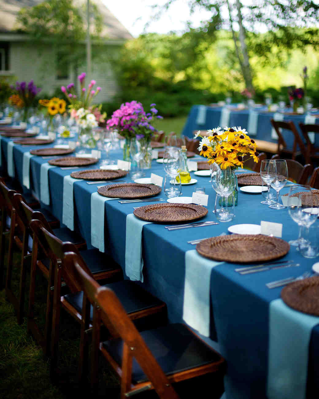 Small Engagement Party Ideas Home
 How to Throw the Perfect Backyard Engagement Party