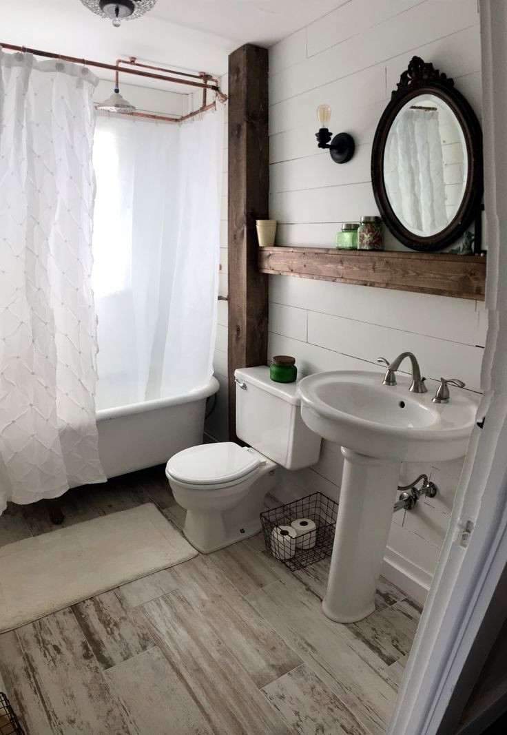 Small Farmhouse Bathroom Ideas
 Ideas for Vintage and Modern Farmhouse Bathroom Decor