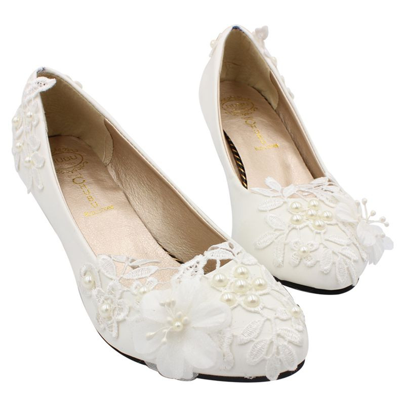 Small Heel Wedding Shoes
 White lace flower wedding shoes bride handmade 3cm low