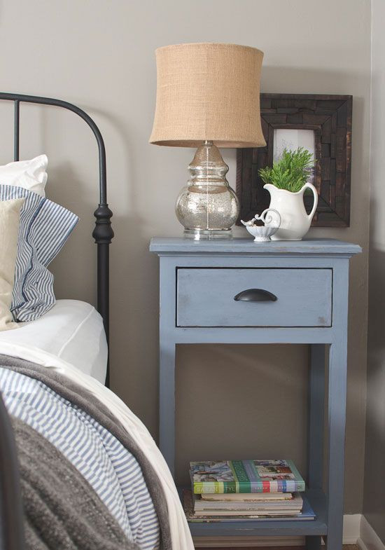 Small Nightstands For Bedroom
 27 Tiny Nightstands For Small Bedrooms Shelterness