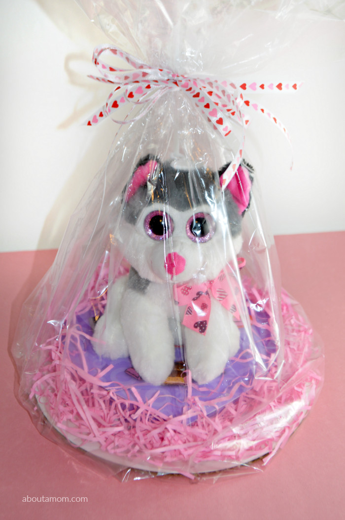 Small Valentine Gift Ideas
 Valentine s Day Basket Ideas for Kids About A Mom