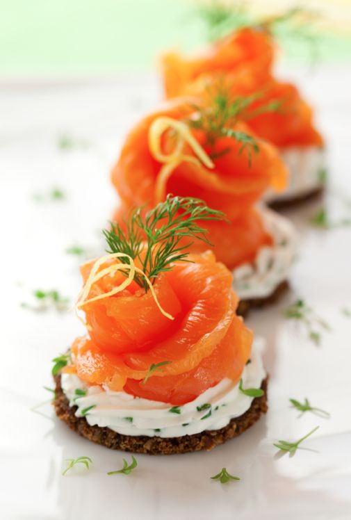 Smoked Salmon And Crackers Appetizer
 27 Mouth Watering Winter Wedding Appetizers crazyforus