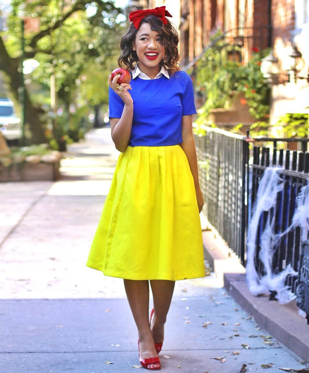 Snow White Costumes DIY
 Your Favorite Bloggers Halloween Costumes Are Their Best