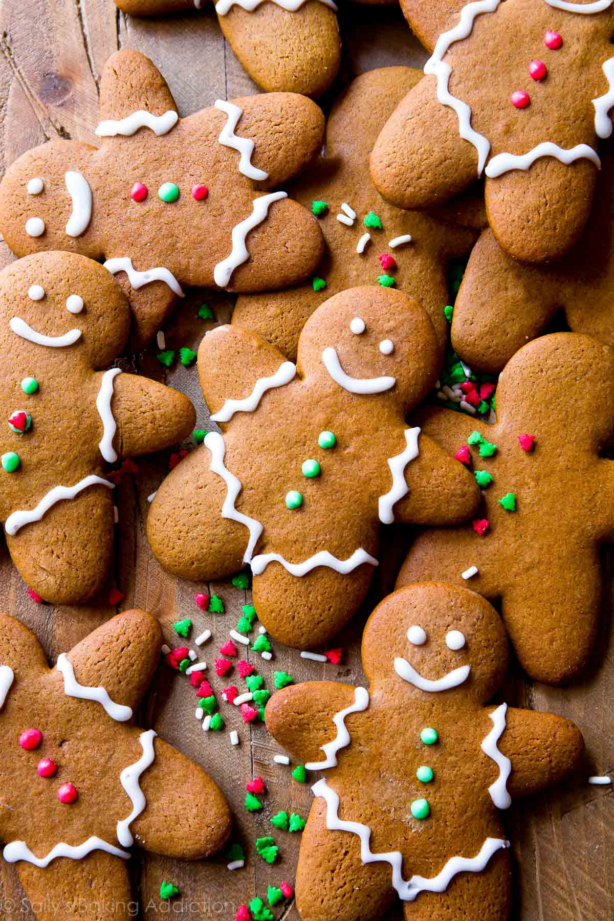 Soft Gingerbread Cookies
 Gingerbread Cookies Recipe — Dishmaps
