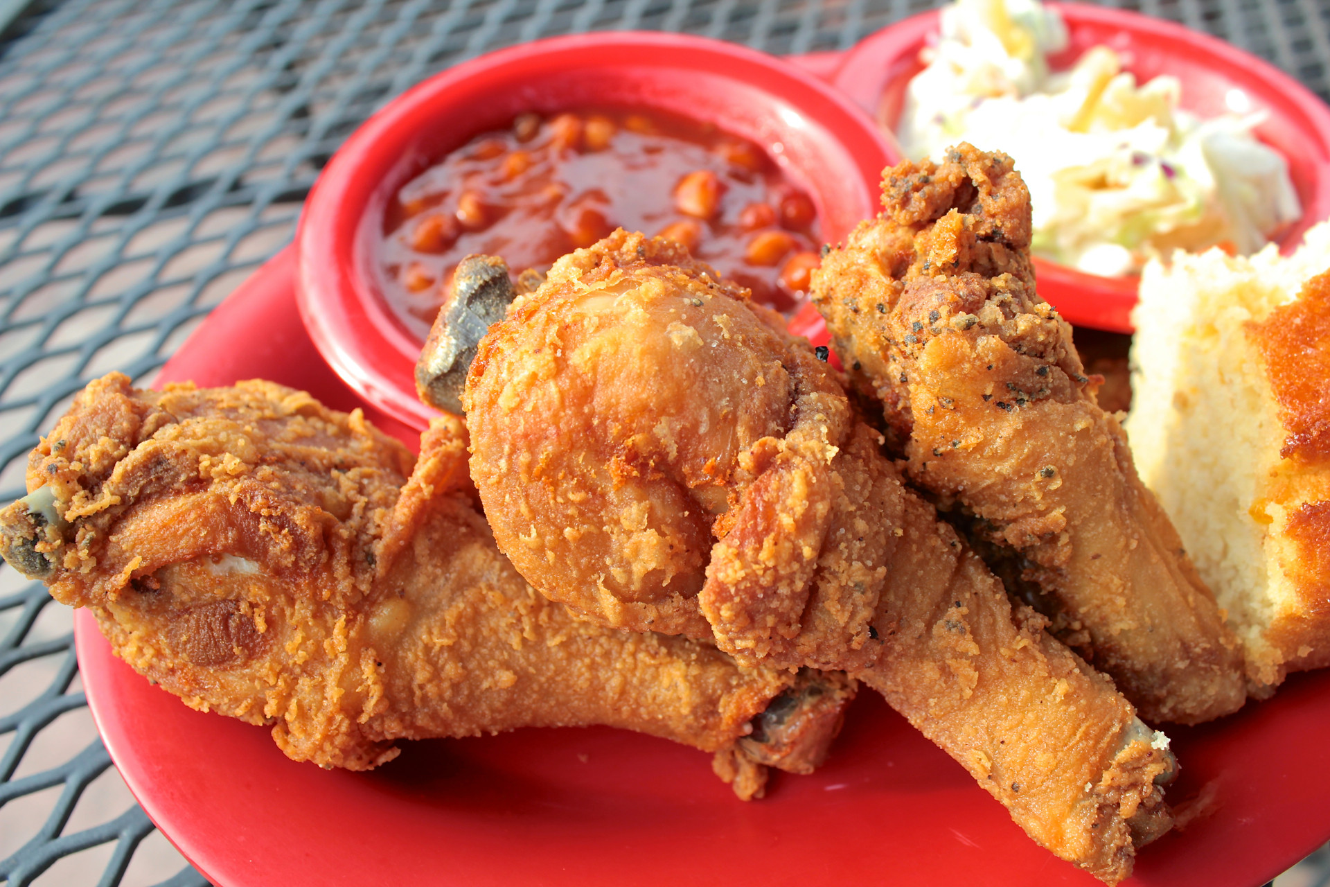 Southern Fried Chicken Restaurant
 Guide to 10 Favorite South Bay Restaurants Serving