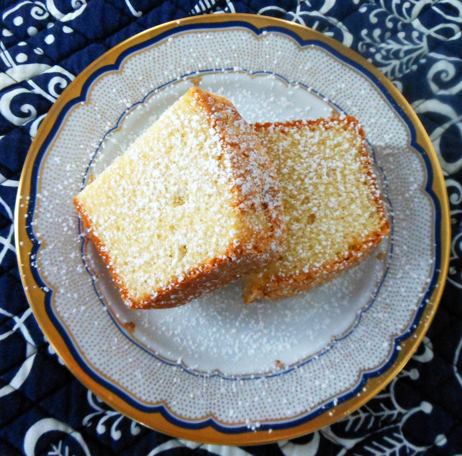 Southern Sour Cream Pound Cake
 My Cookie Clinic SOUR CREAM POUND CAKE Southern Sweet
