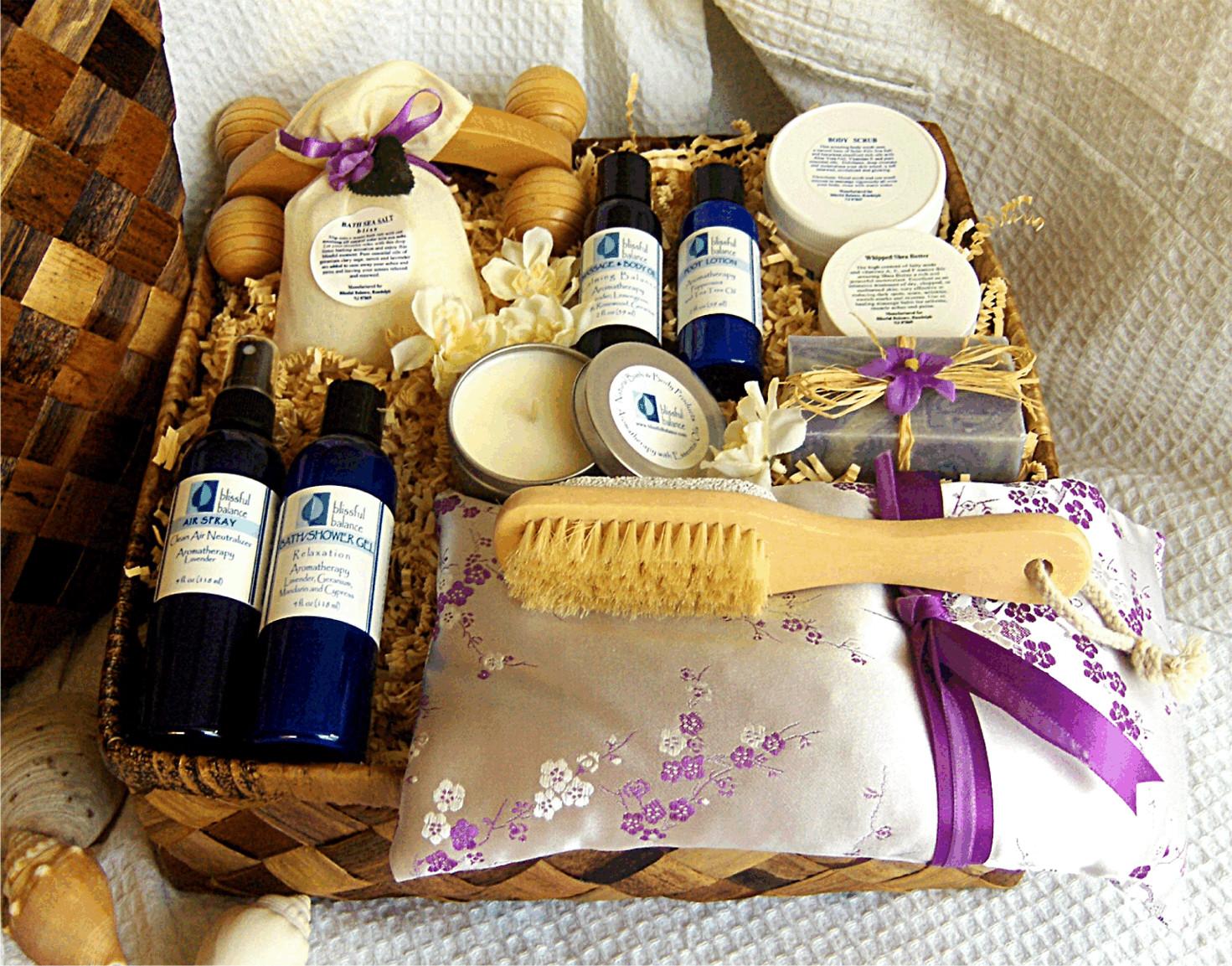 Spa Basket Gift Ideas
 Top 10 Romantic Ideas Gift Basket For Valentine s Day