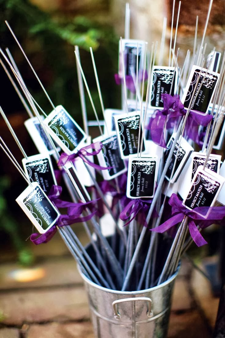 Sparklers As Wedding Favours
 ViP Wedding Sparklers Last Minute Wedding Favors