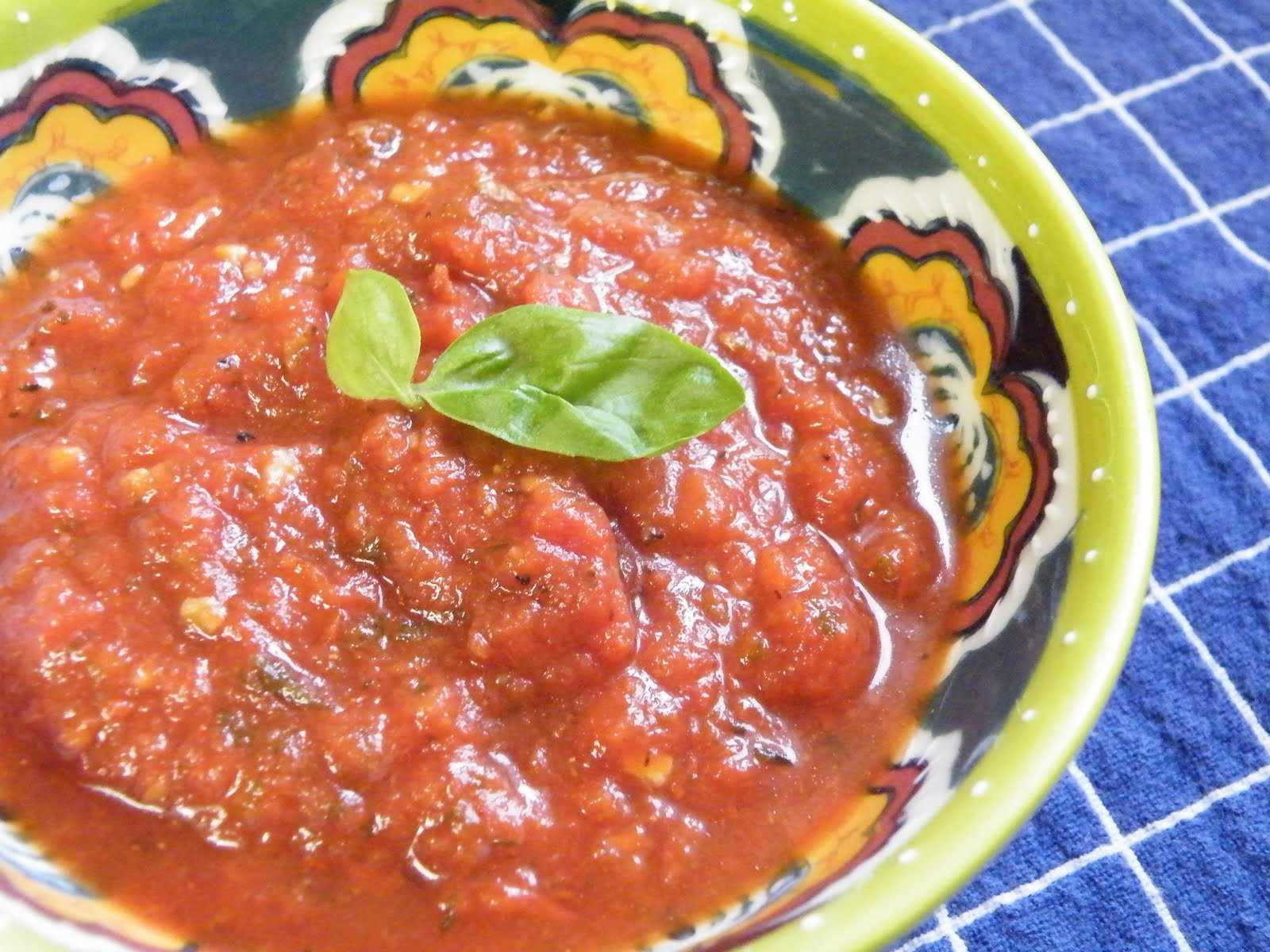 Spicy Tomato Sauce
 Vittles and Bits Spicy Tomato Sauce
