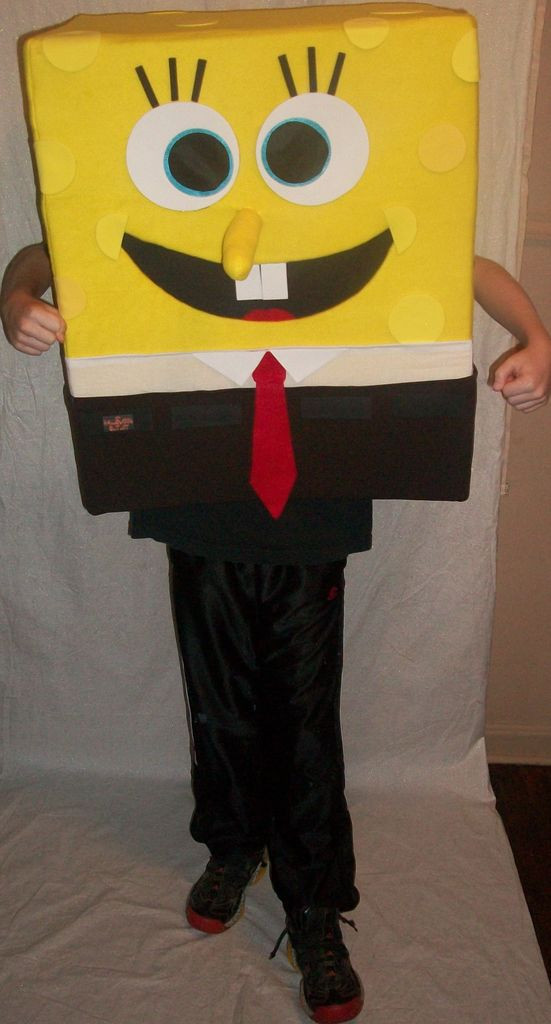 Spongebob DIY Costume
 DIY SpongeBob Squarepants Mascot Halloween Costume