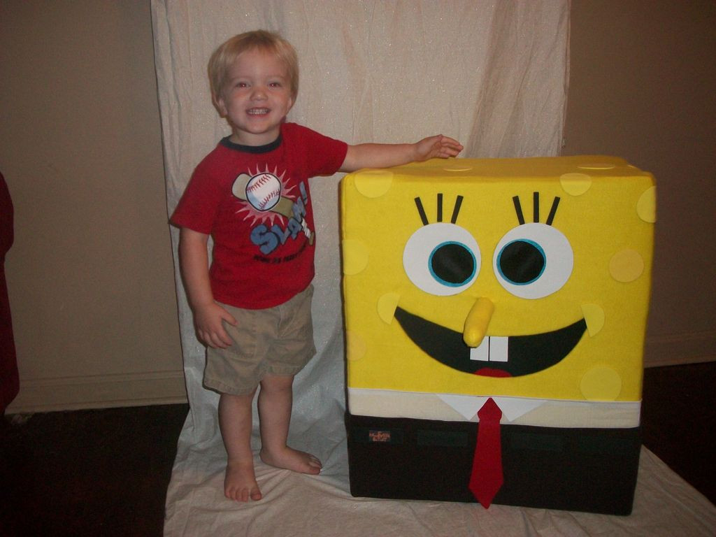 Spongebob DIY Costume
 DIY SpongeBob Squarepants Mascot Halloween Costume 7